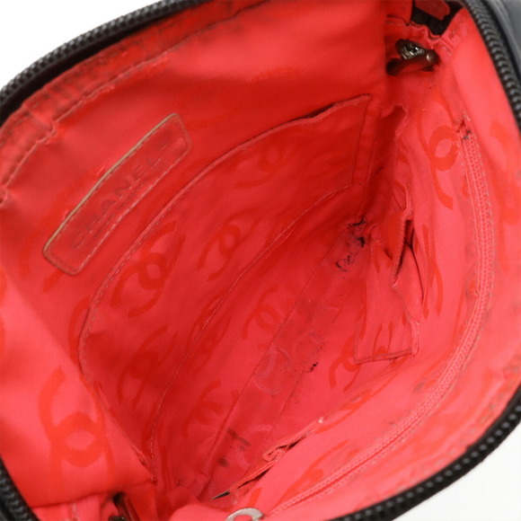 CHANEL Black Logo Pochette Shoulder Bag - Picture 7 of 10